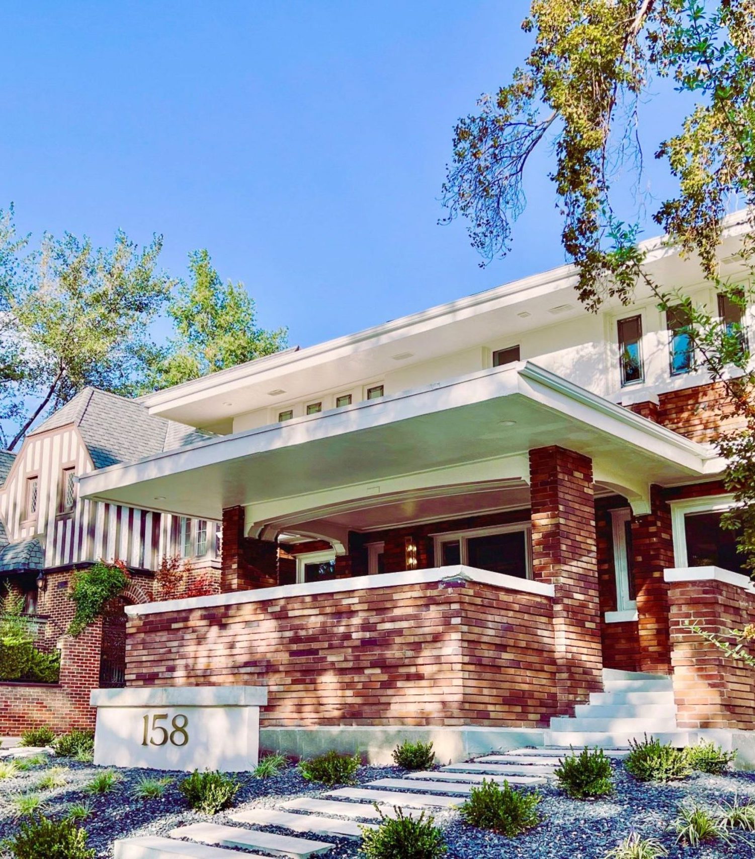 C2EE9374-11D3-4077-B922-8A37CBF0255D